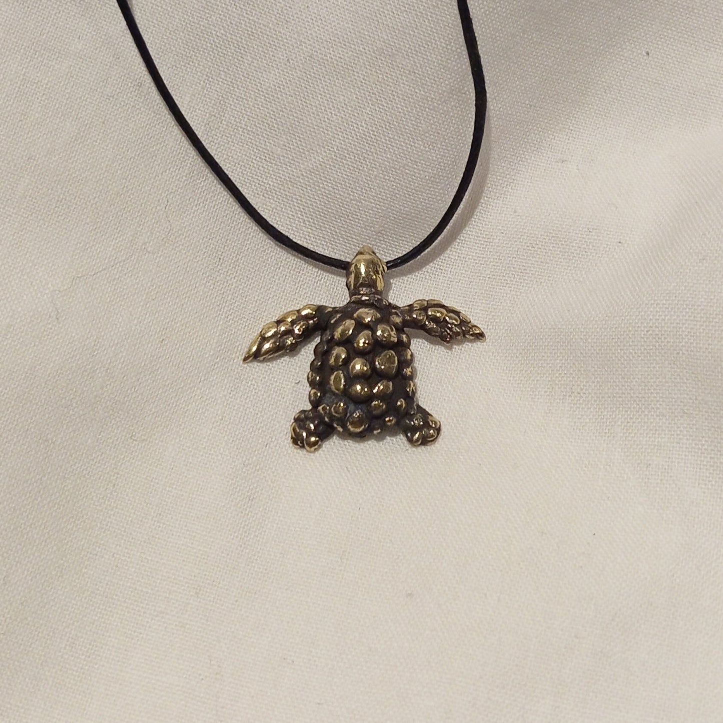 Penjoll de tortuga en bronze