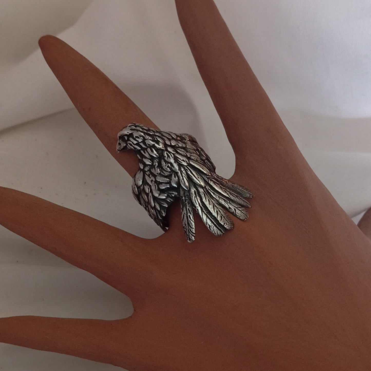 Anillo de águila grande en plata