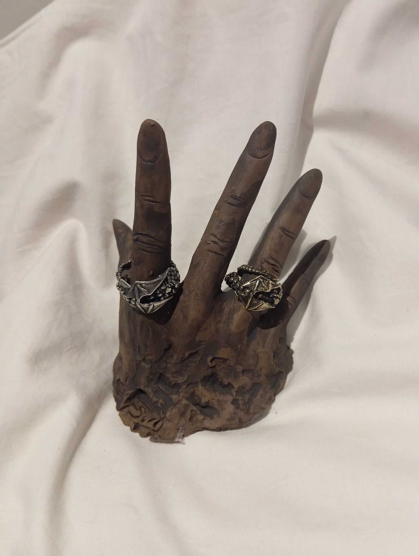 Anillo de dragón con alas en plata o bronce