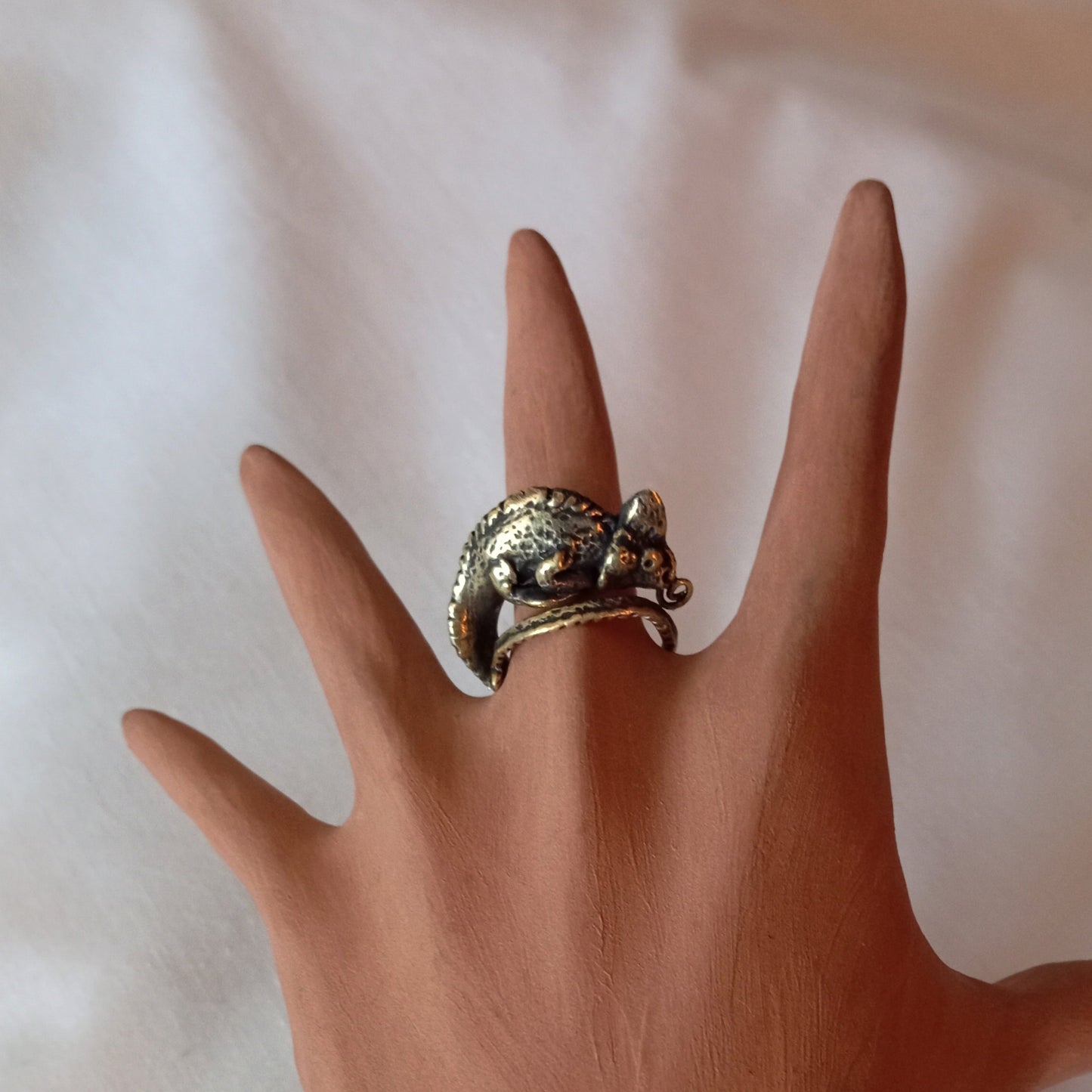 Anillo de camaleón en bronce