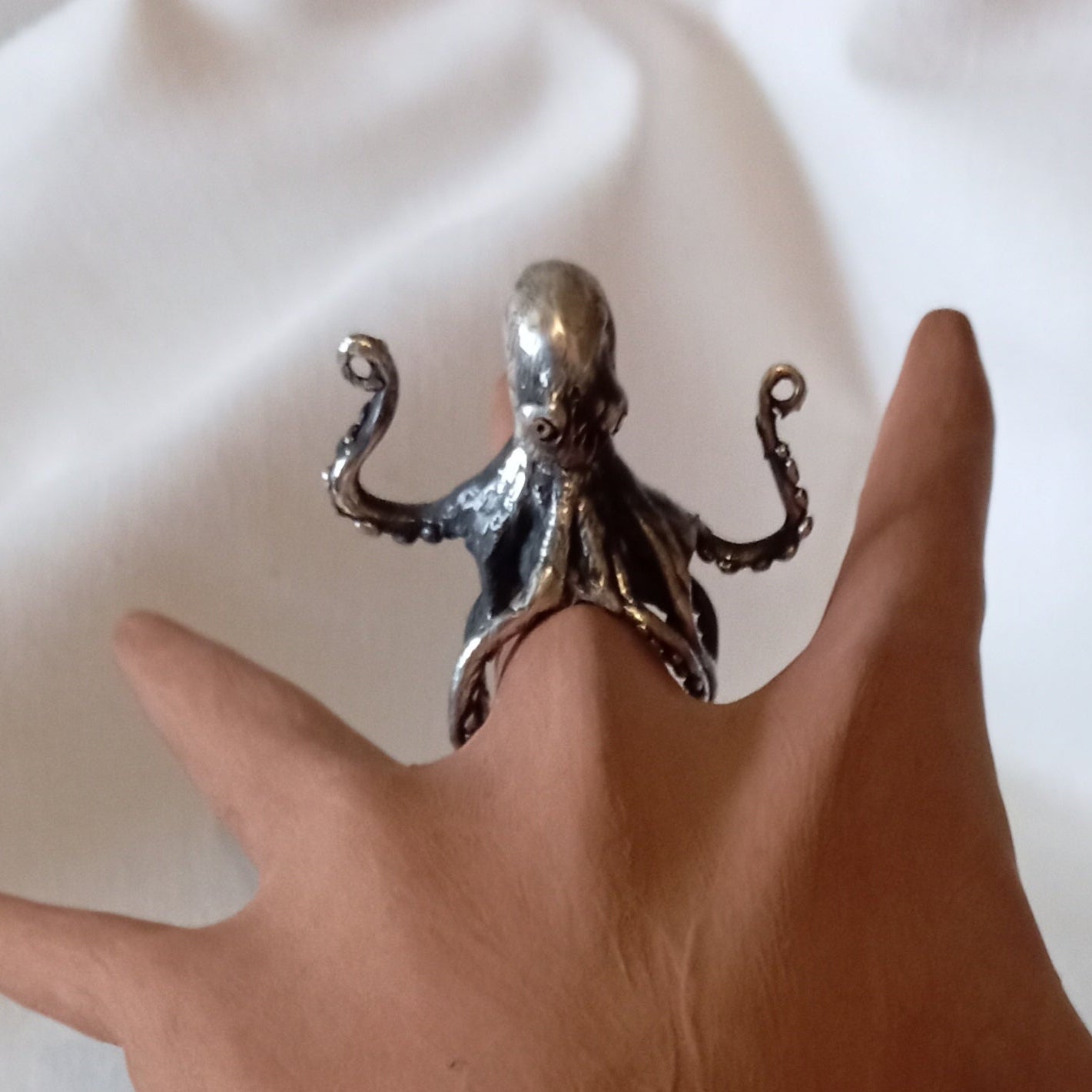 Anillo de pulpo en plata