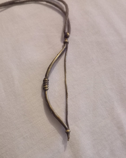 Colgante de arco en bronce